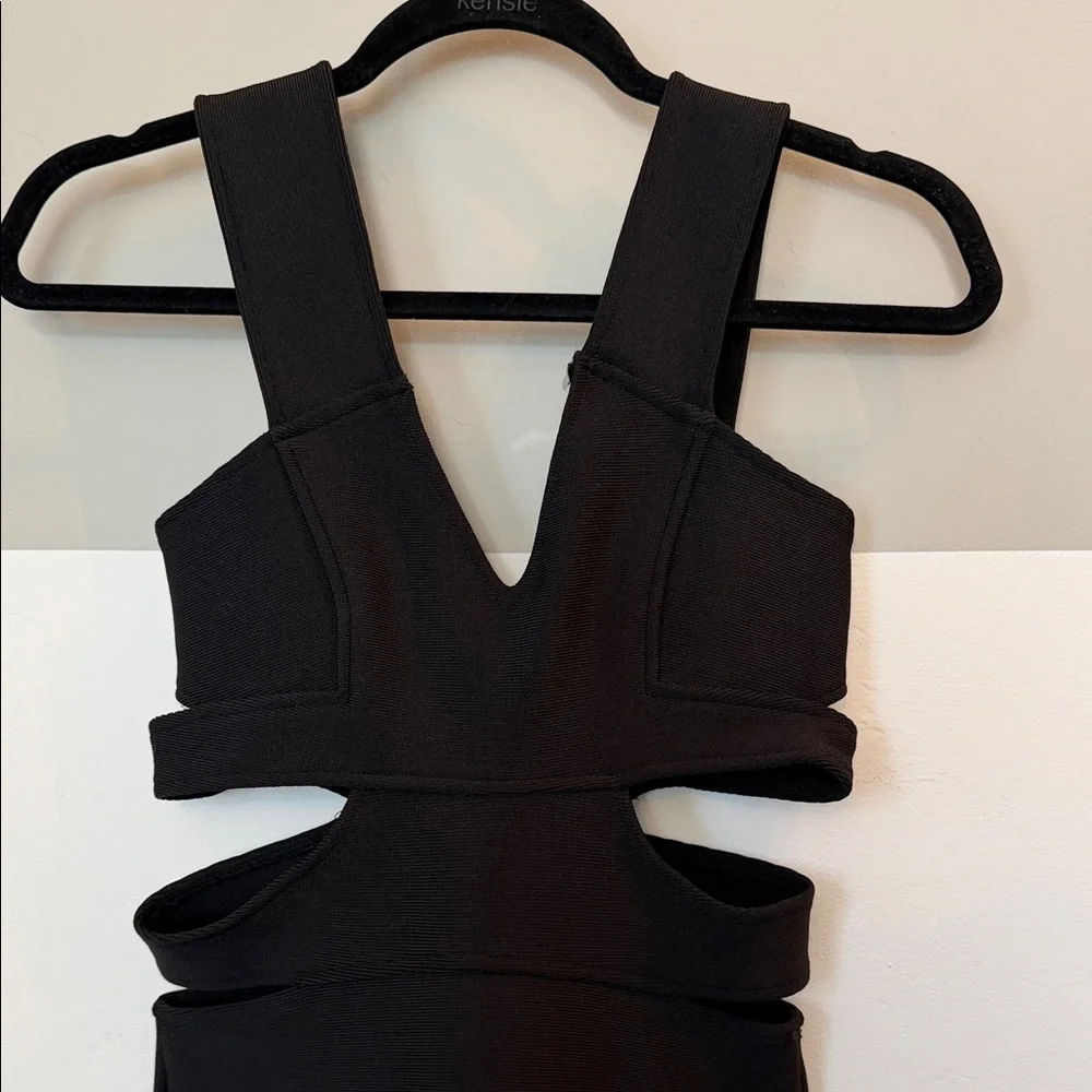 TOBI Black Cutout Bodycon Dress - Women's Sleeveless V-Neck small - Picture 3 of 6